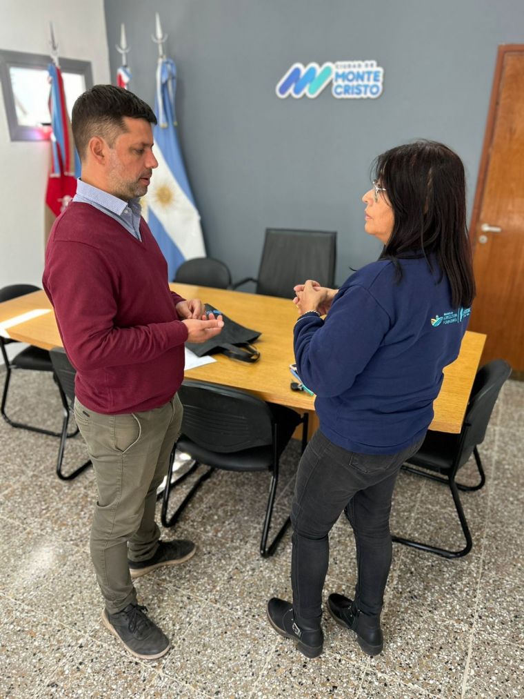 Entrega de semillas a los inscriptos en el programa 