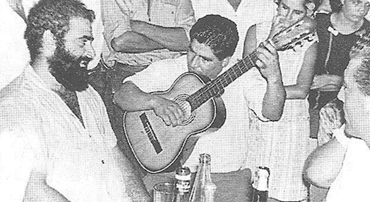 Jorge Cafrune junto al Mataco Soria en la Parrilla El Arriero (Gestileza del Sr. Constancio Tuninetti)