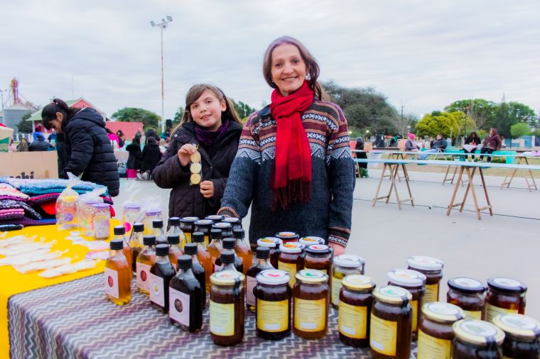 Feria de Artesanos y Americana en Monte Cristo