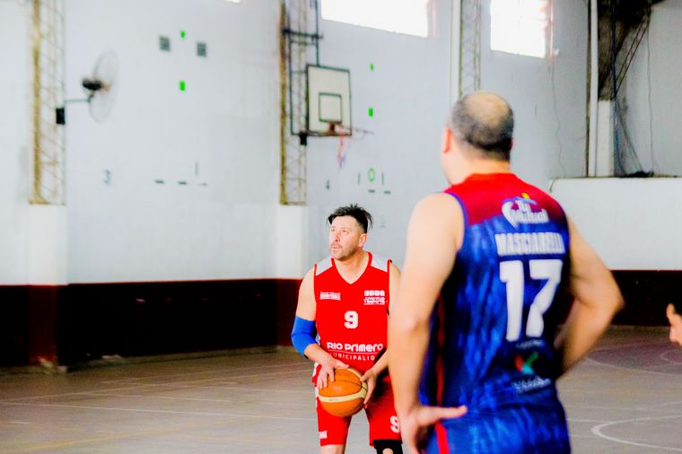 Maxi Basquet en Monte Cristo