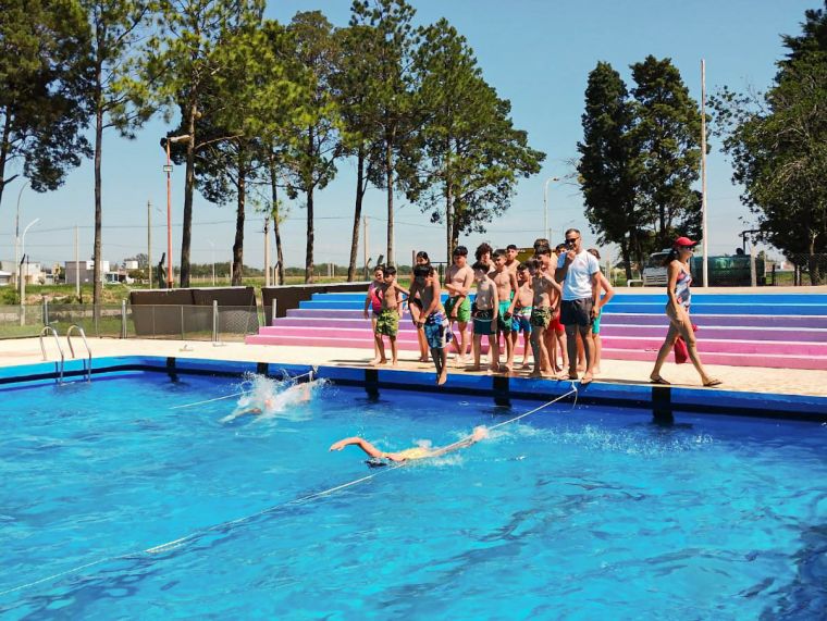 Comenzaron todas las actividades de verano en el Polideportivo Municipal