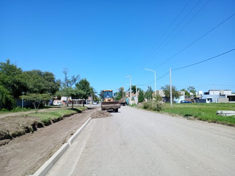Se inició el mantenimiento de canales pluviales en Monte Cristo