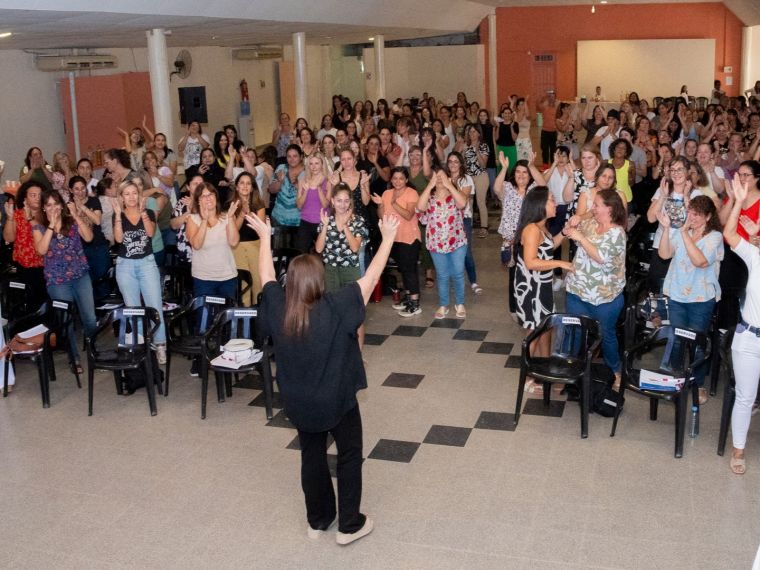 Capacitación Docente de la mano de Laura Lewin