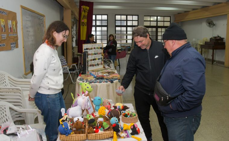 Feria de artesanos y emprendedores en Monte Cristo
