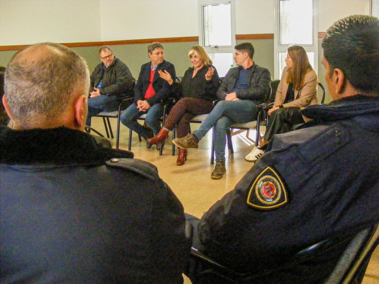 Firma de convenio para la coordinación local de educación