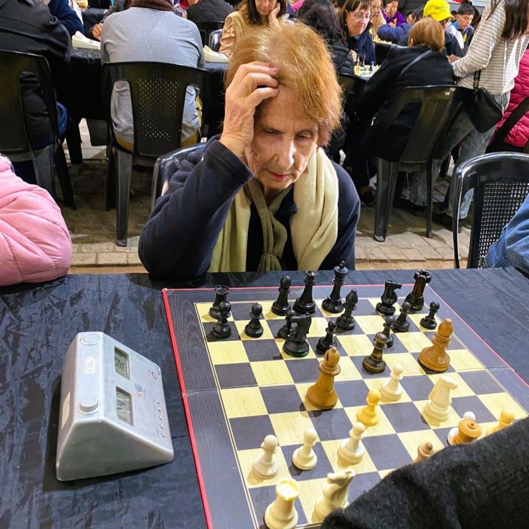 La escuela municipal de Ajedrez de Monte Cristo triunfa en el Primer Encuentro de Suquijuegos