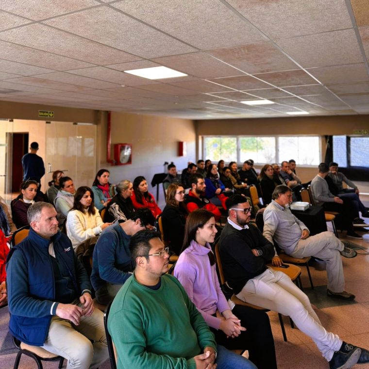 Presentación de la plataforma NEXO PyME en Monte Cristo