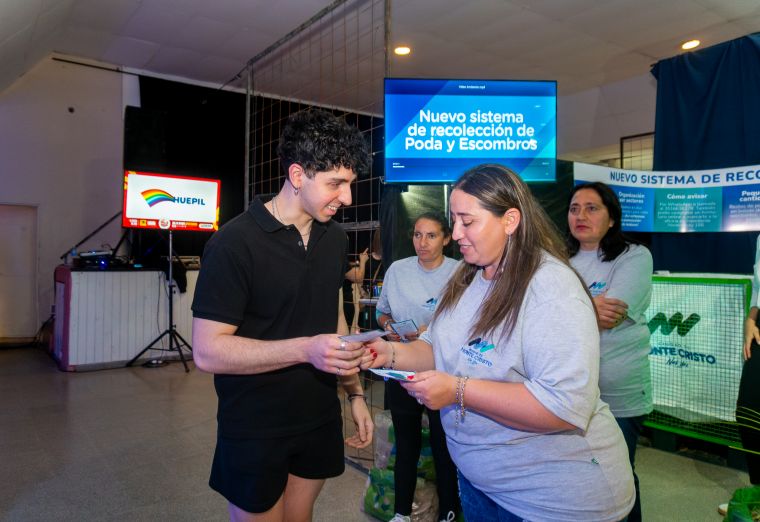 Fomentando el comercio local: el Municipio presente en “Comprá todo en Monte Cristo”