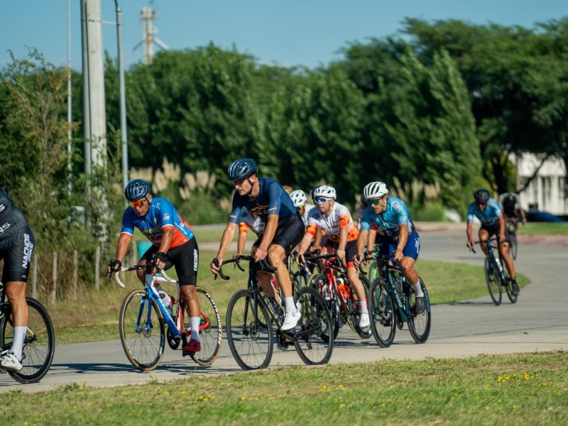 Monte Cristo vivió la 3° edición del Gran Premio de Ciclismo Rutero