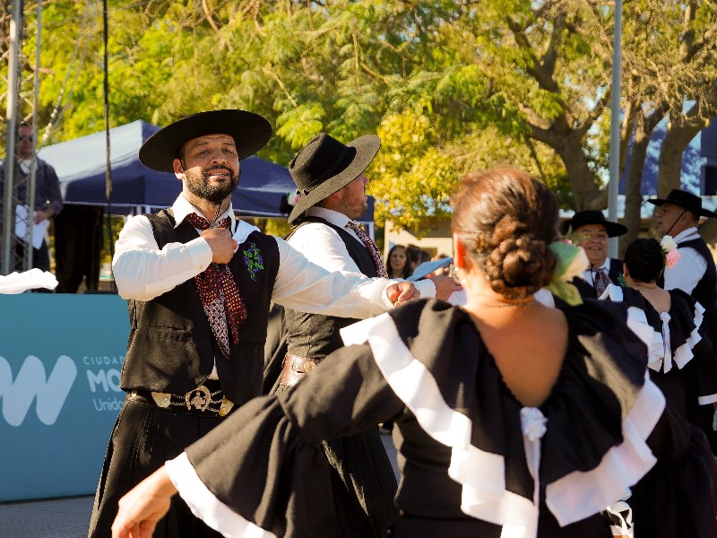 Éxito total en el Primer Festival Provincial del Churro y Sabores Tradicionales en Monte Cristo