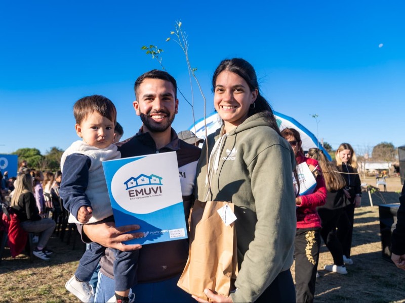 Monte Cristo da un paso histórico: 101 familias recibieron su lote y se anunció un nuevo loteo social con más de 500 soluciones habitacionales
