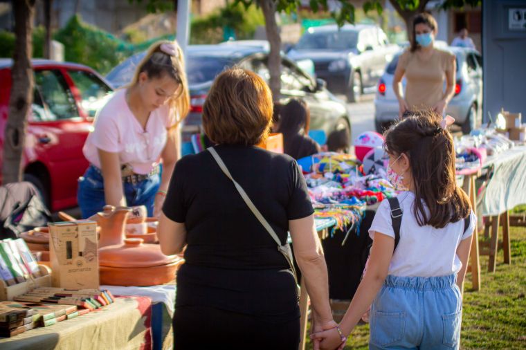 Compartimos la sexta feria de artesanías 
