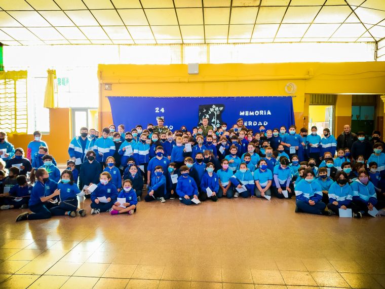 Nuestro veteranos en las escuelas