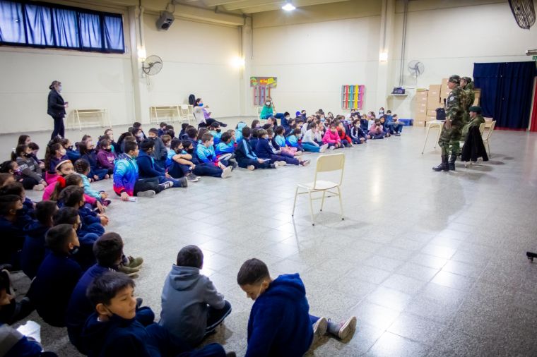 Nuestro veteranos en las escuelas
