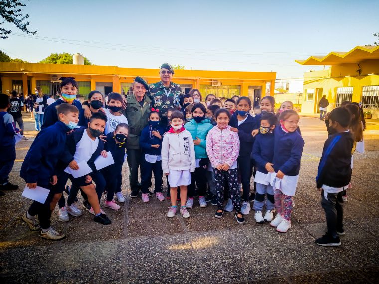Nuestro veteranos en las escuelas