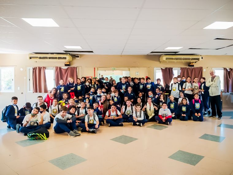 Visita de estudiantes a la Radio Municipal