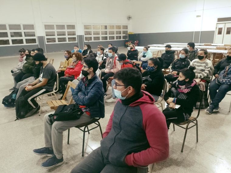 Charla sobre huerta y compost en el C.E.N.M.A