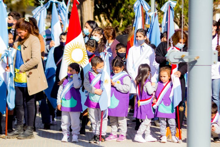 Presentación Oficial de Nuestra Bandera