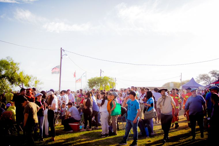 26° Desfile Cívico Militar y Fiesta Gaucha 