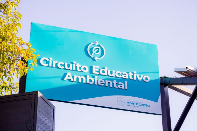 Inauguramos los Paneles Solares en el Punto Digital  