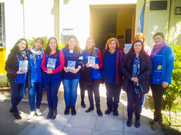 Homenaje a Nuestros Maestros y Maestras 