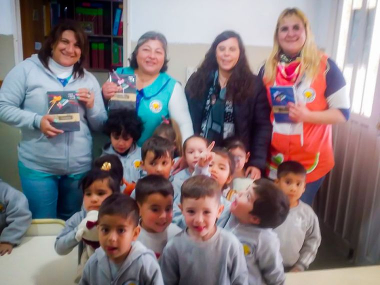 Homenaje a Nuestros Maestros y Maestras 