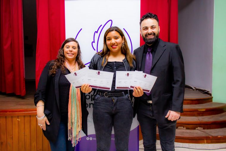 Entrega de Certificados de la Universidad Popular de Monte Cristo