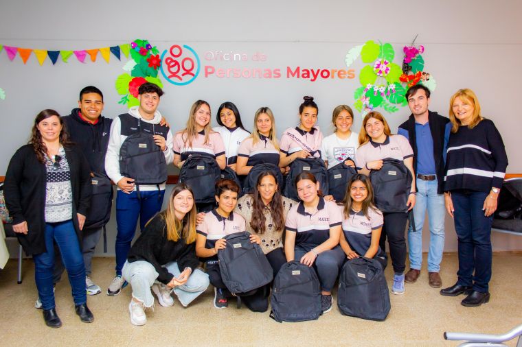 Articulación de Los Pasantes del Ipemyt 30 con la Oficina de Personas Mayores