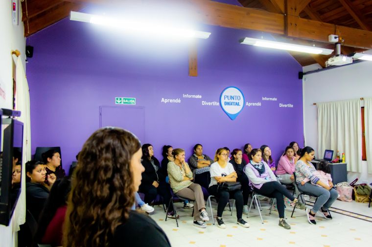 Taller de Comunicación y Lenguaje con Padres de Sala Cuna