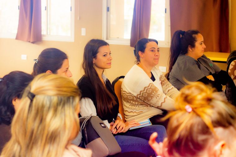 Charla Taller Para Profesionales Frente a Situaciones de Urgencia