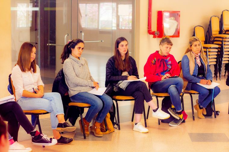 Charla Taller Para Profesionales Frente a Situaciones de Urgencia