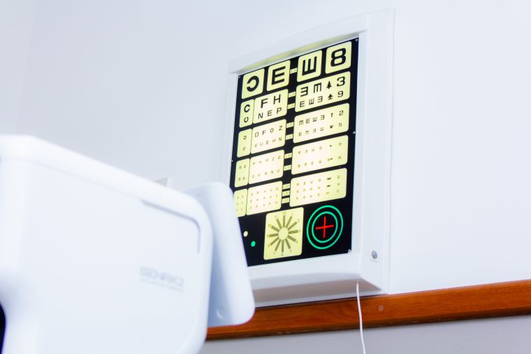 Inversión en Salud con Nuevos Equipos de Oftalmología 