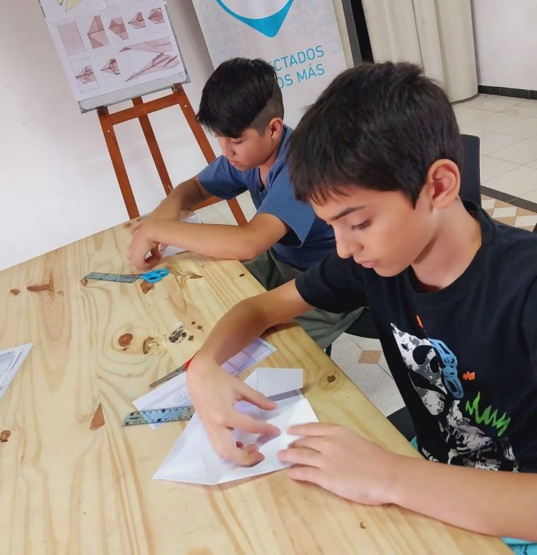 Finalizó Otro Taller de Origami Aeromodelismo 