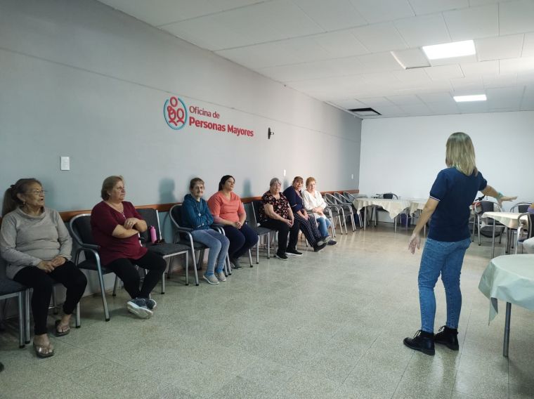 Taller de Teatro para adultos mayores