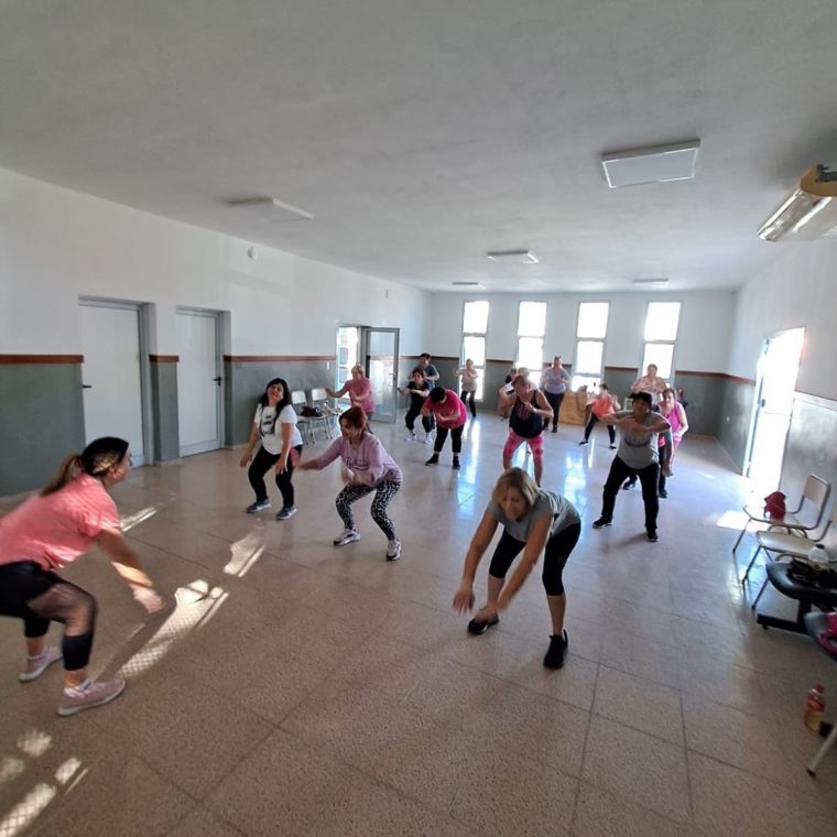 Taller de Zumba Adaptada Para Personas Mayores