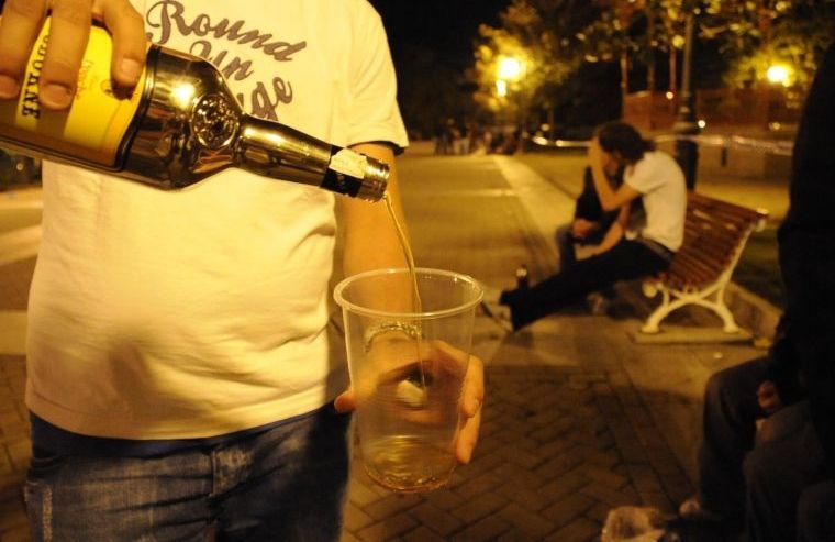 Monte Cristo libre de Alcohol en la Vía Pública