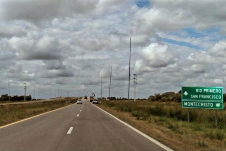 Obras de iluminación del ingreso a Monte Cristo